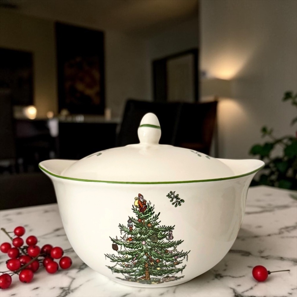 NIB Spode Christmas Tree Individual Casserole‎ Dish 20oz White XT5181-X Holiday